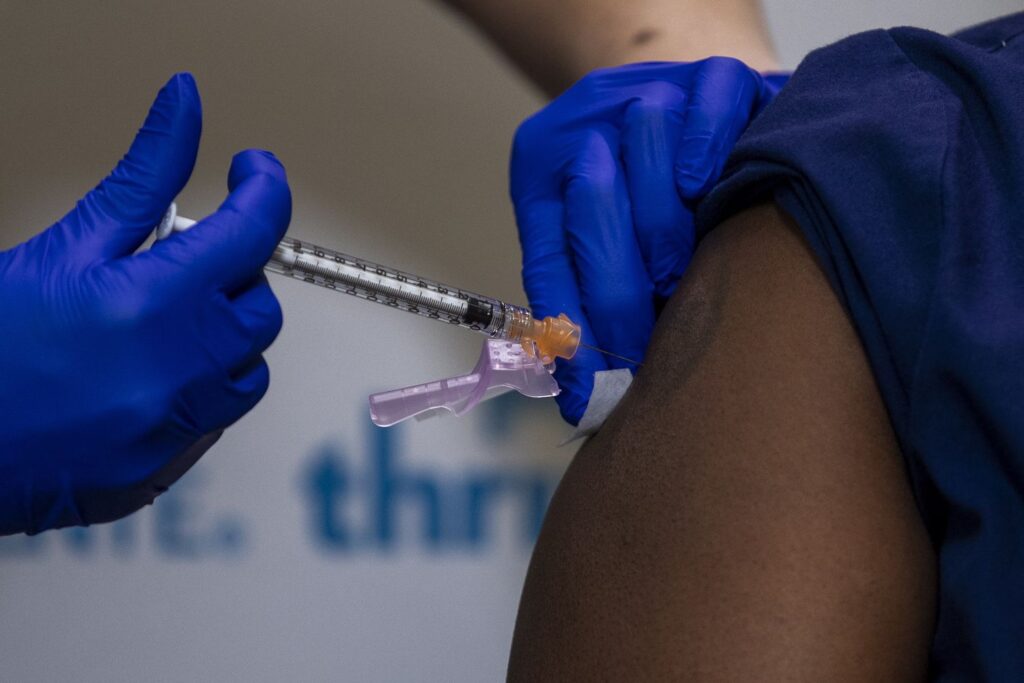La vacuna de Pfizer llegará a 50 puntos de reparto en España 